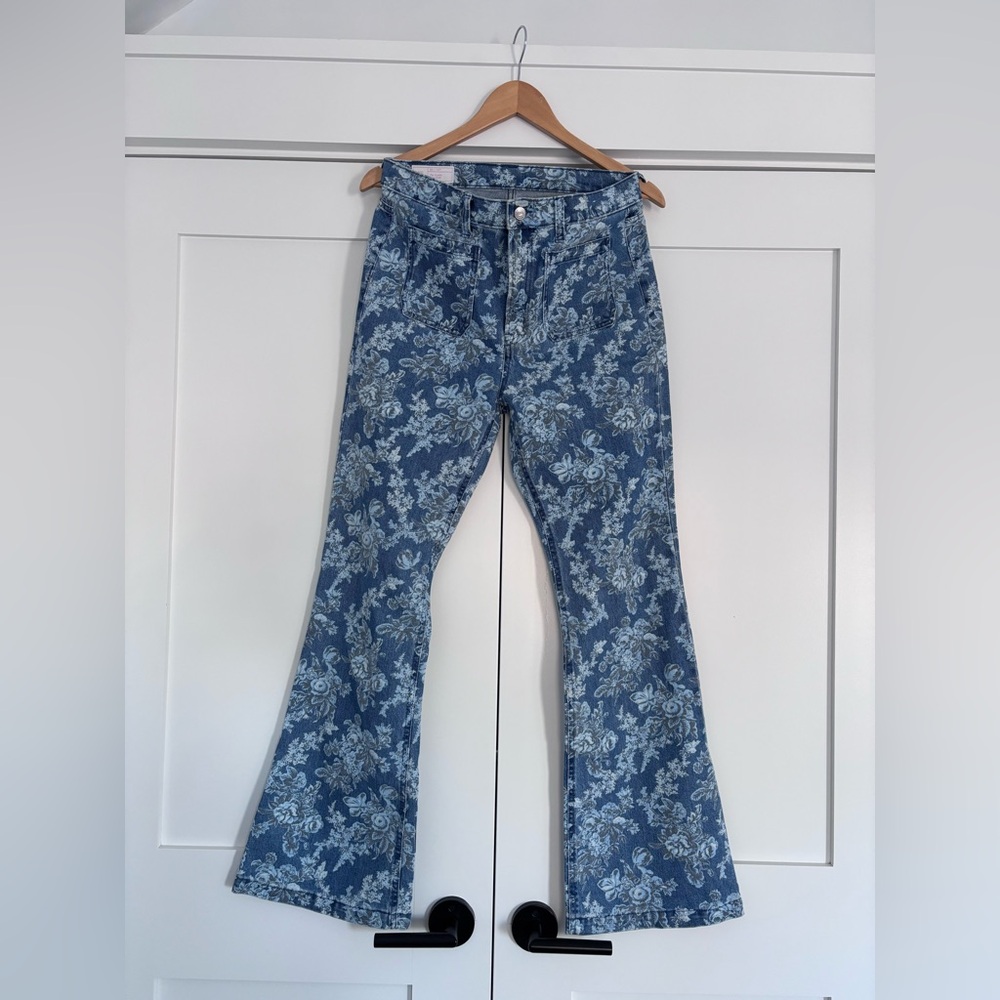 GAP LoveShackFancy size 30 High rise Floral 70’s Flare Jeans